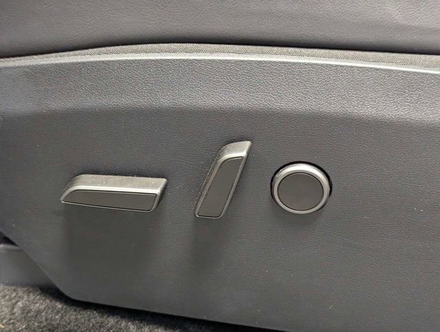 Used 2024 Tesla Model Y Performance image 11