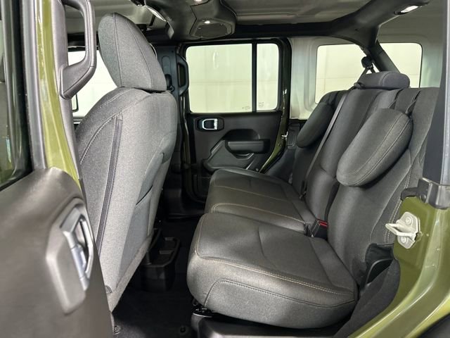 Used 2024 Jeep Wrangler Unlimited image 25