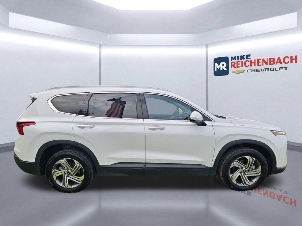 Used 2023 Hyundai Santa Fe SEL w/ Cargo Package FWD image 3