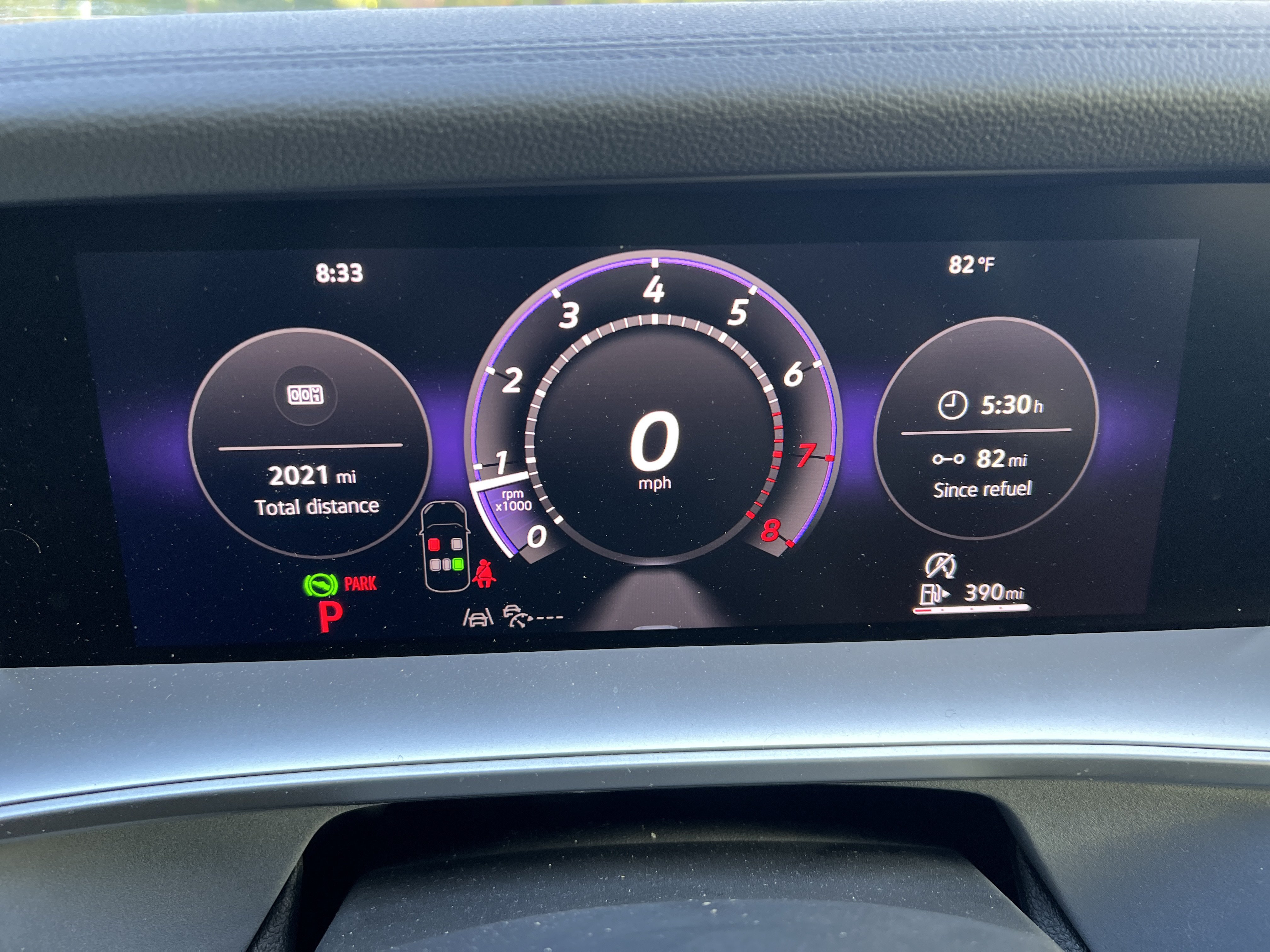 Certified 2026 Volkswagen Tiguan SE R-Line FWD image 17