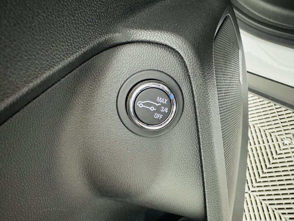 Used 2024 Chevrolet TrailBlazer RS w/ Convenience Package image 8