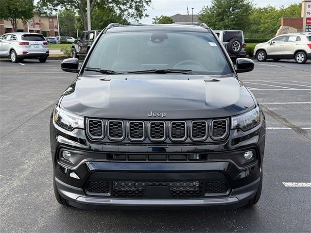 New 2025 Jeep Compass Latitude w/ Sun & Sound Group image 11