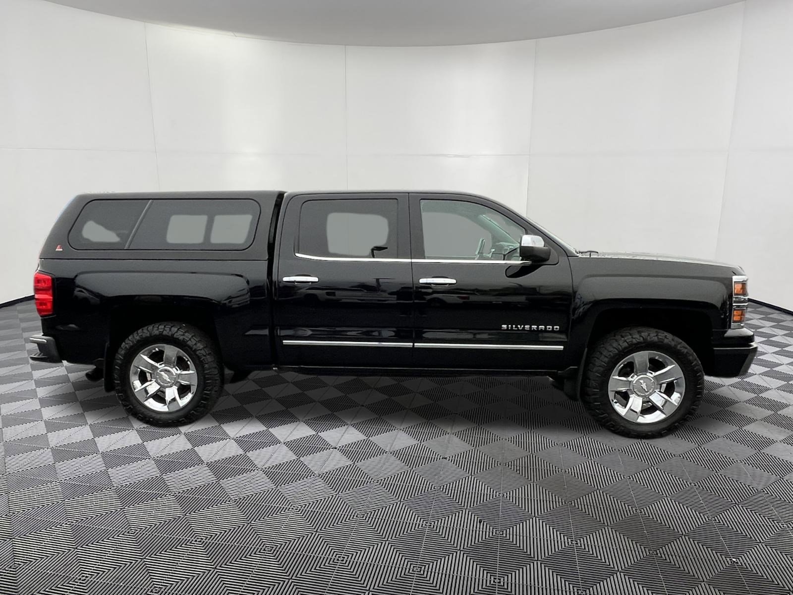 Used 2015 Chevrolet Silverado 1500 LTZ w/ LTZ Plus Package image 7