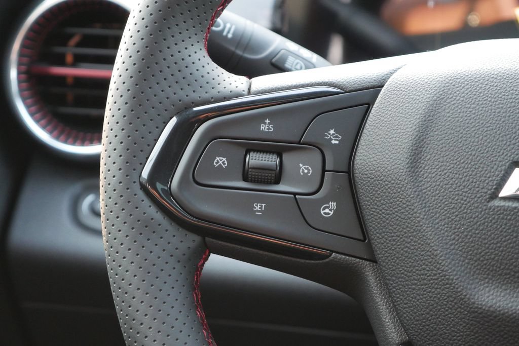 New 2026 Chevrolet Trax RS w/ Sunroof Package FWD image 15