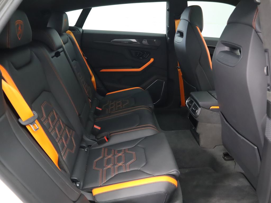 Used 2025 Lamborghini Urus SE image 23