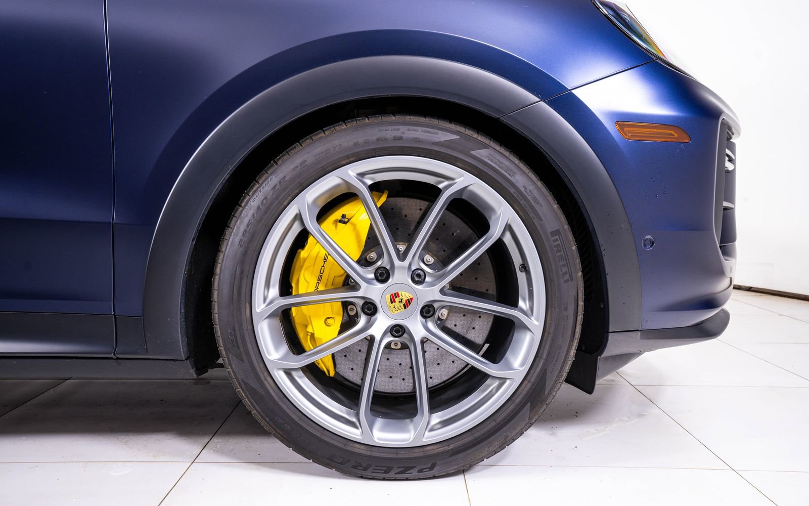 Used 2024 Porsche Cayenne Turbo GT AWD/4WD image 14