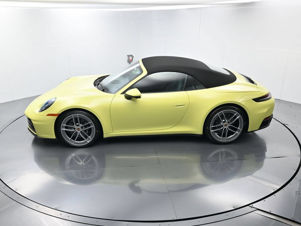 Certified 2025 Porsche 911 Carrera RWD image 37