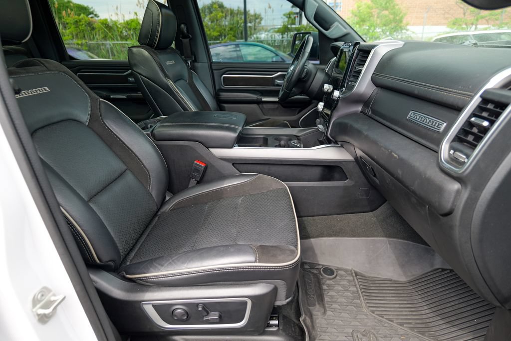 Used 2023 RAM 1500 Laramie AWD/4WD image 46