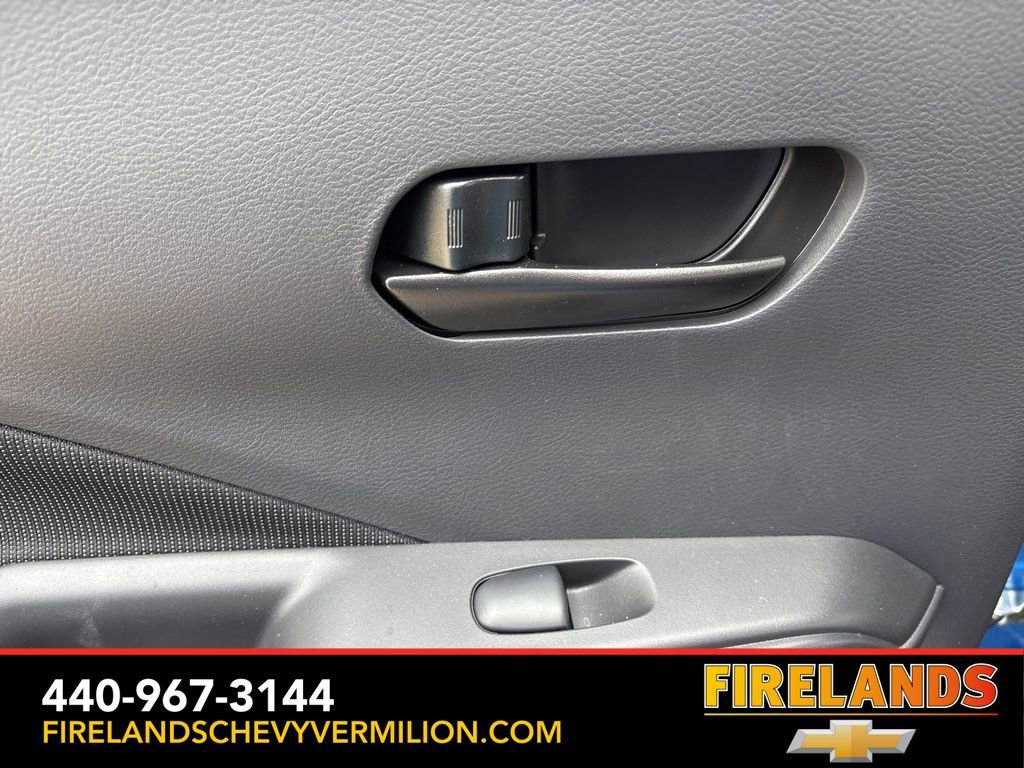 Used 2025 Nissan Kicks Play S image 37
