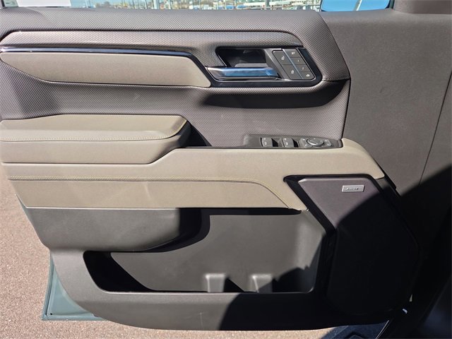 New 2026 Chevrolet Silverado 1500 ZR2 w/ LPO, Dark Essentials Package image 17