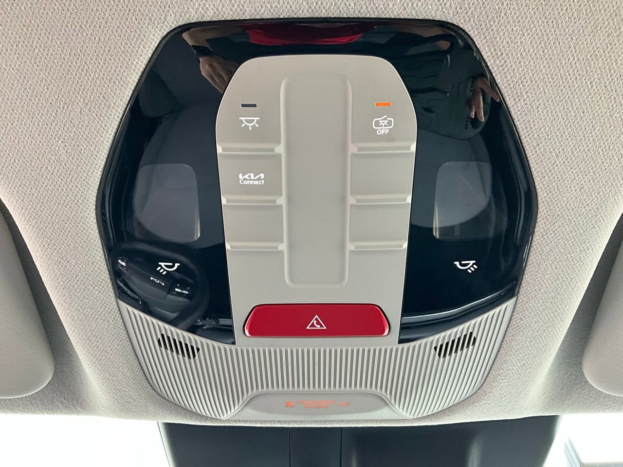 Used 2025 Kia K4 LXS image 15