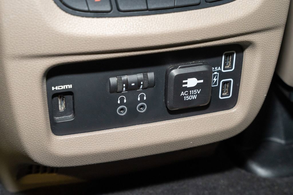 Used 2021 Honda Pilot Elite image 9