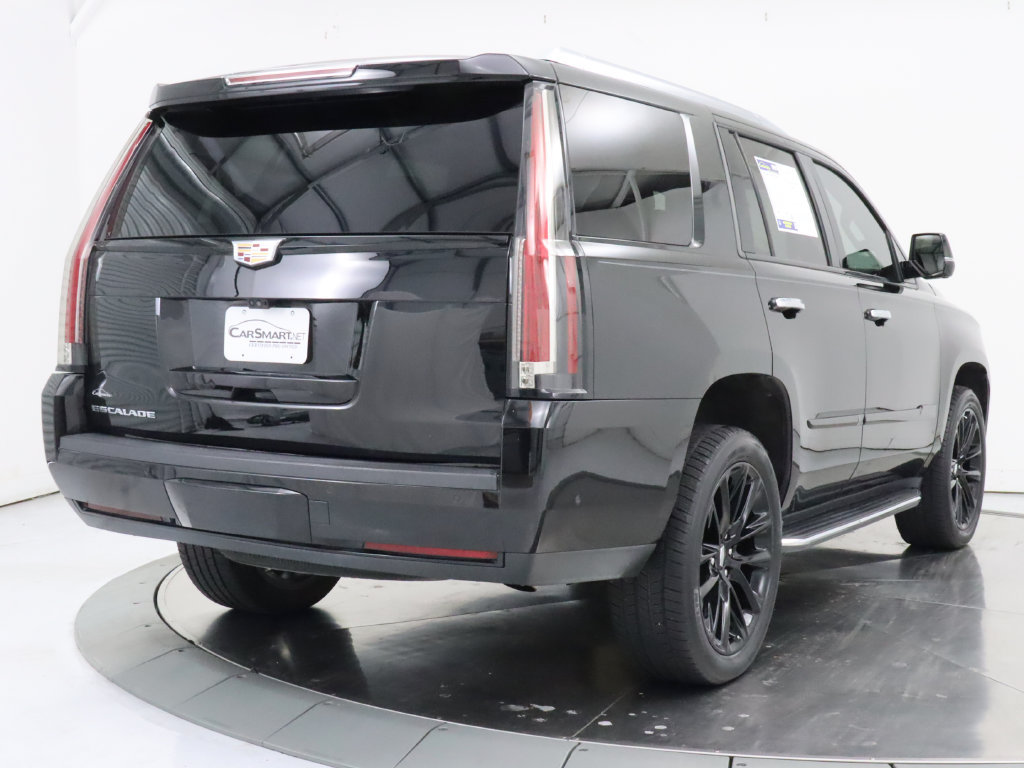 Used 2020 Cadillac Escalade Luxury w/ Escalade Sport Edition RWD image 5