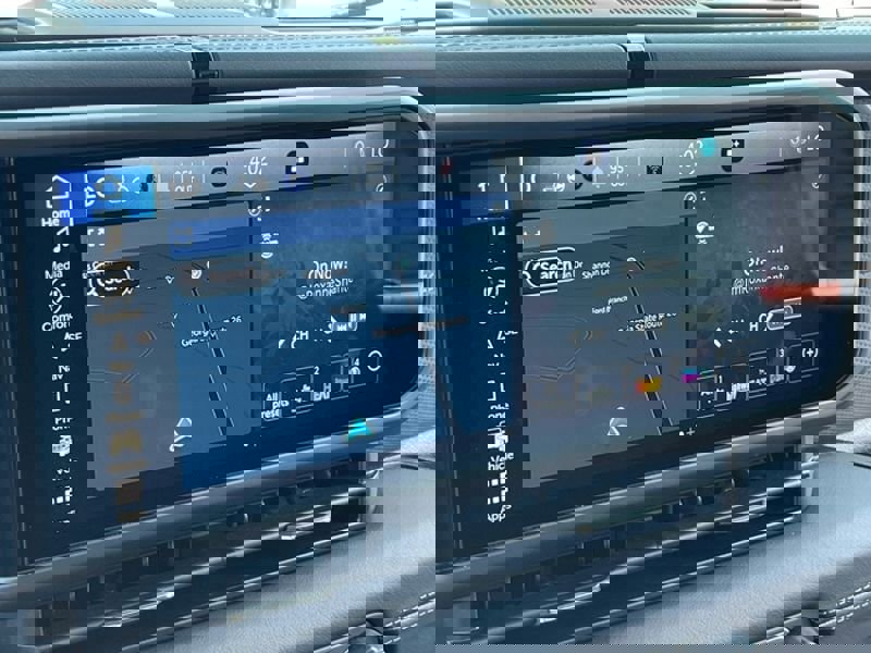 Used 2024 Jeep Gladiator Mojave w/ Technology Group image 20