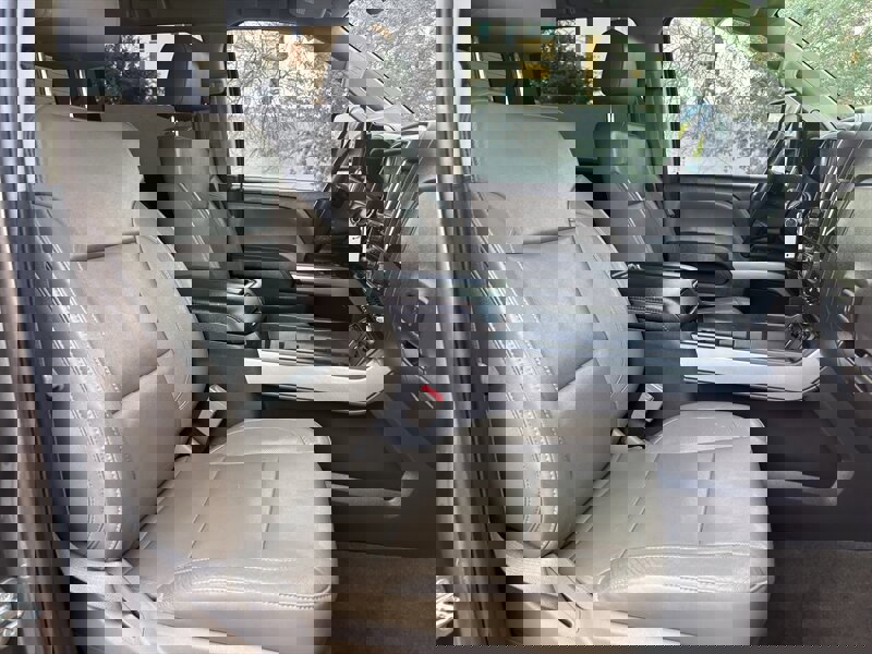 Used 2015 Chevrolet Silverado 2500 LTZ w/ Duramax Plus Package AWD/4WD image 26