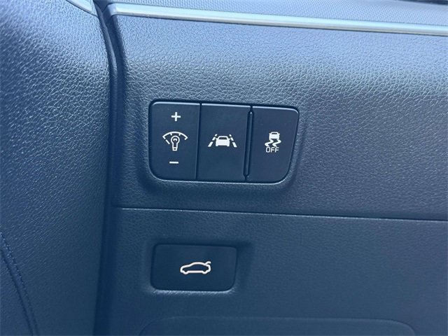 Used 2022 Kia K5 GT-Line image 11