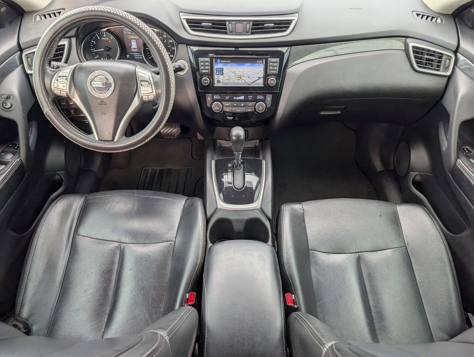 Used 2015 Nissan Rogue SL w/ SL Premium Package FWD image 5