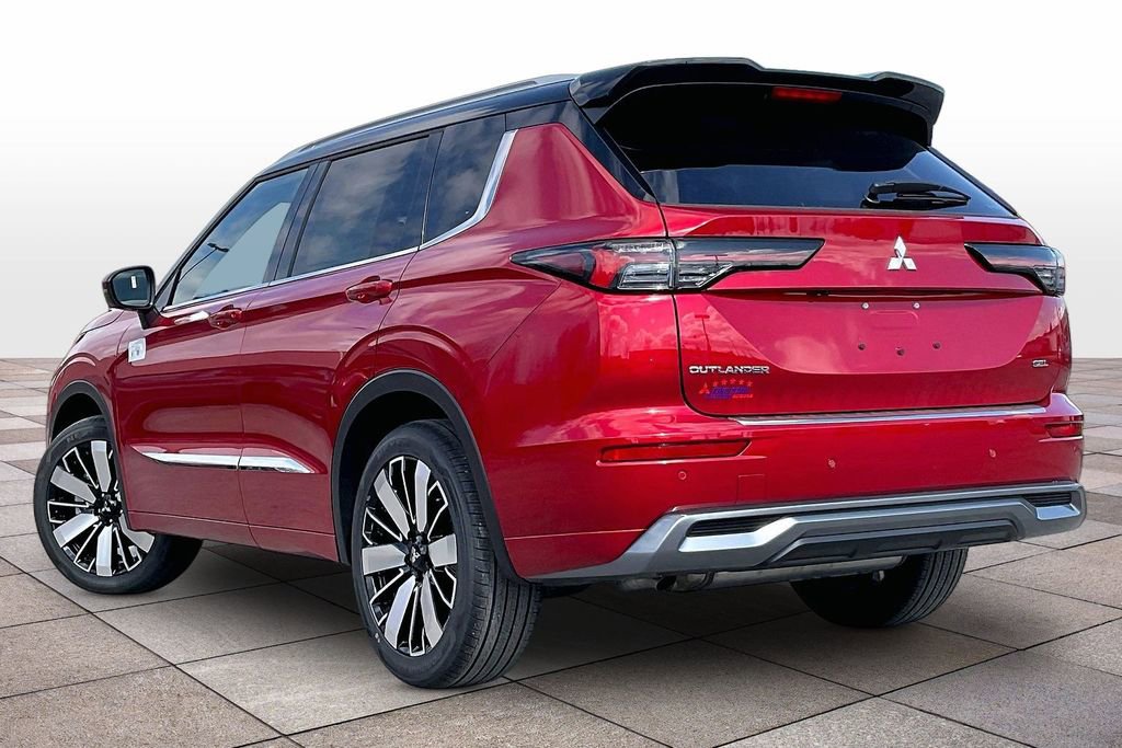New 2026 Mitsubishi Outlander SEL image 3