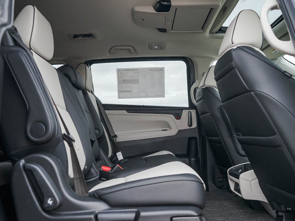 New 2026 Honda Odyssey Elite image 13