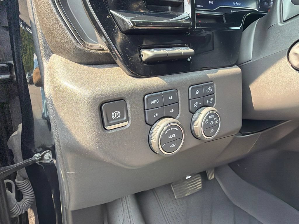 Used 2025 Chevrolet Silverado 1500 ZR2 w/ Technology Package AWD/4WD image 25
