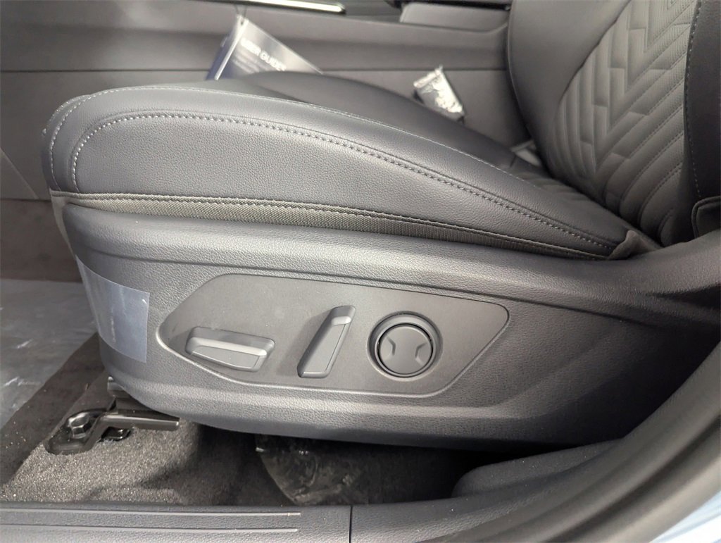 New 2026 Kia Sportage AWD Hybrid image 13