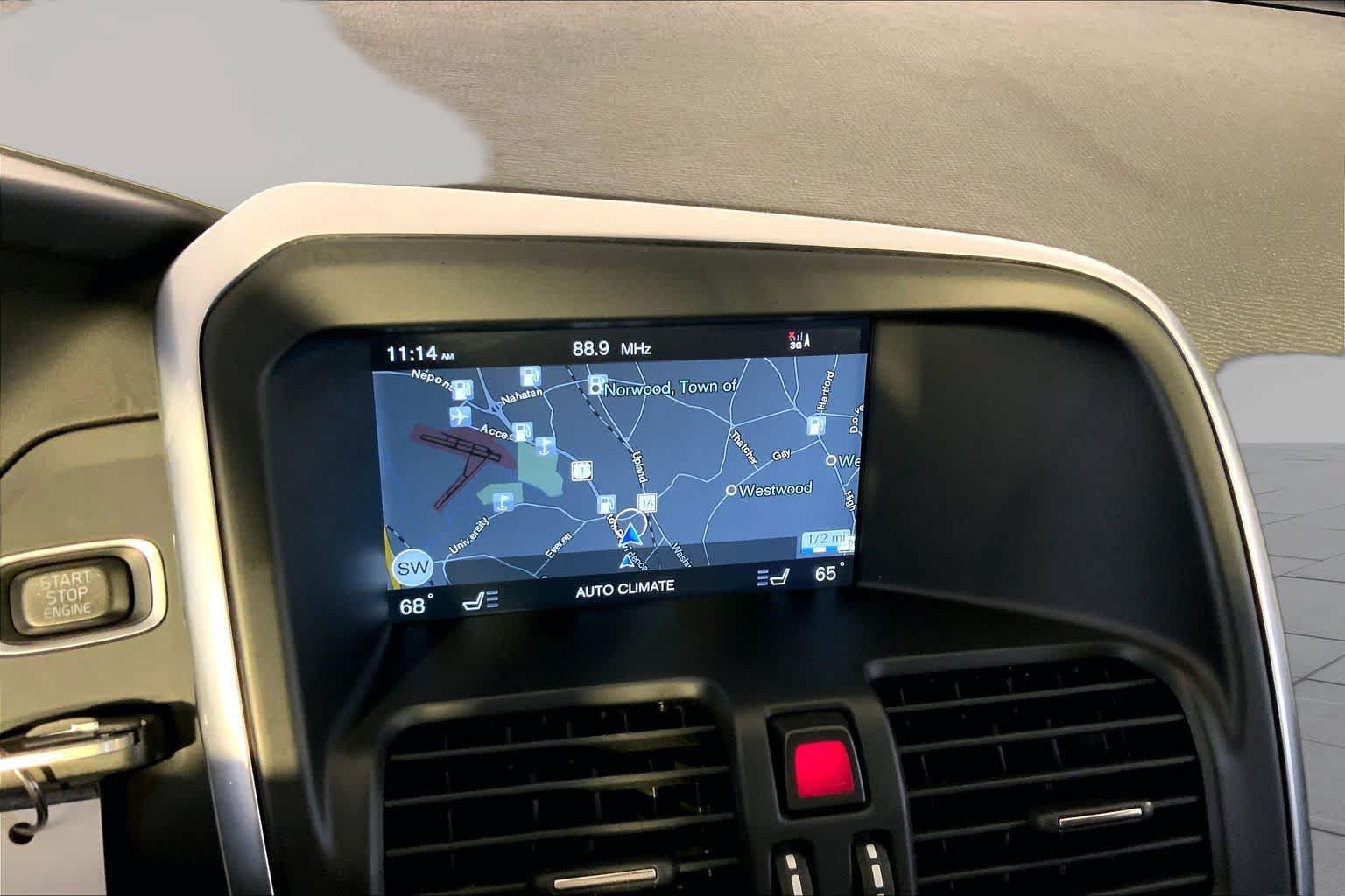 Used 2015 Volvo XC60 T6 AWD/4WD image 28