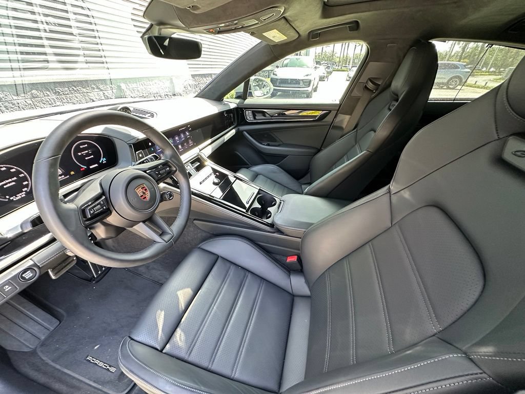 Certified 2026 Porsche Panamera GTS AWD/4WD image 4