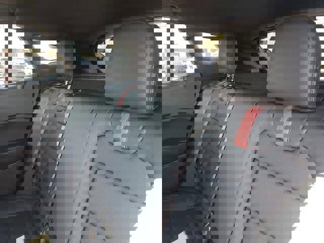 Used 2025 Chevrolet Trax RS w/ Sunroof Package FWD image 11