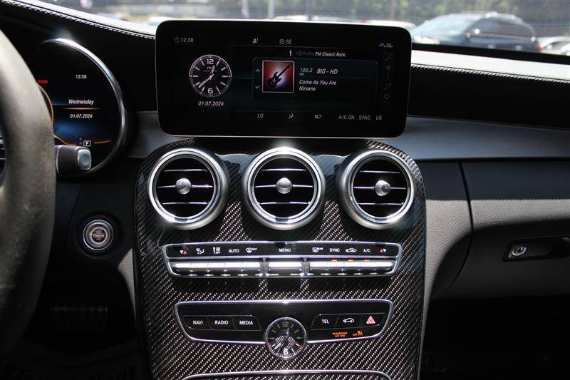 Used 2021 Mercedes-Benz C 63 AMG Sedan image 19
