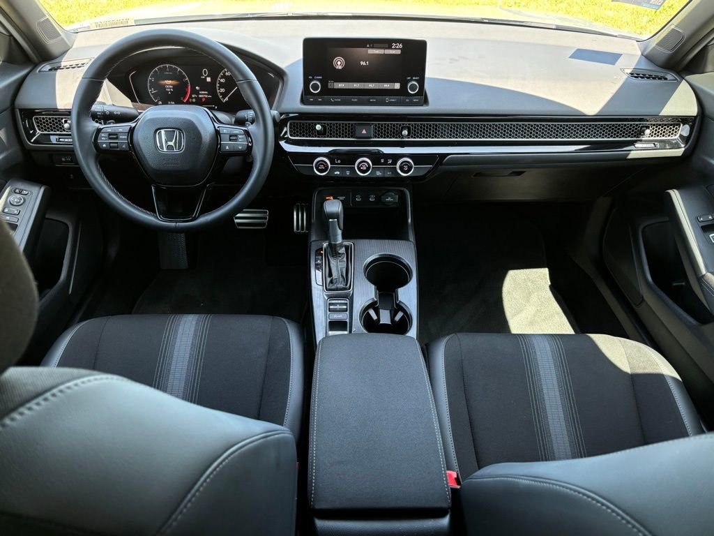 Used 2025 Honda Civic Sport image 8