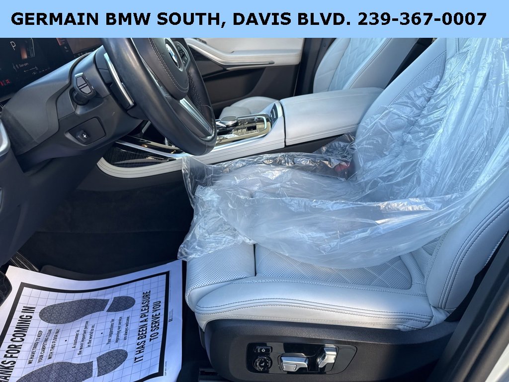 Certified 2024 BMW X7 xDrive40i w/ M Sport Package image 26