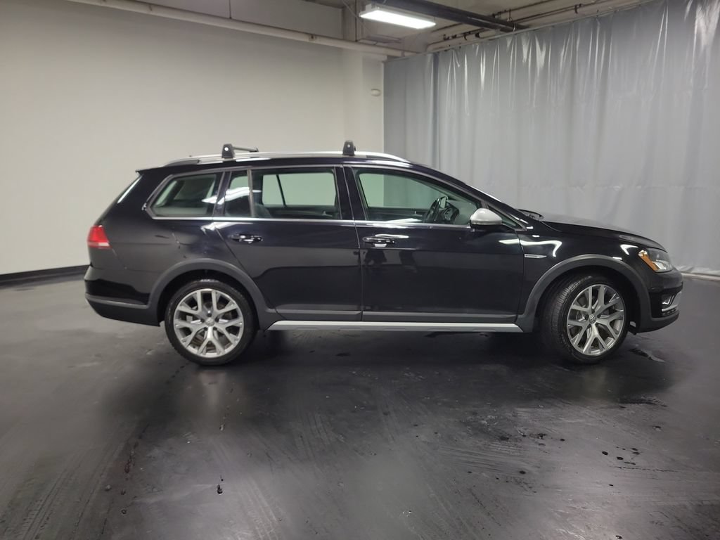 Used 2017 Volkswagen Golf Alltrack SEL AWD/4WD image 10