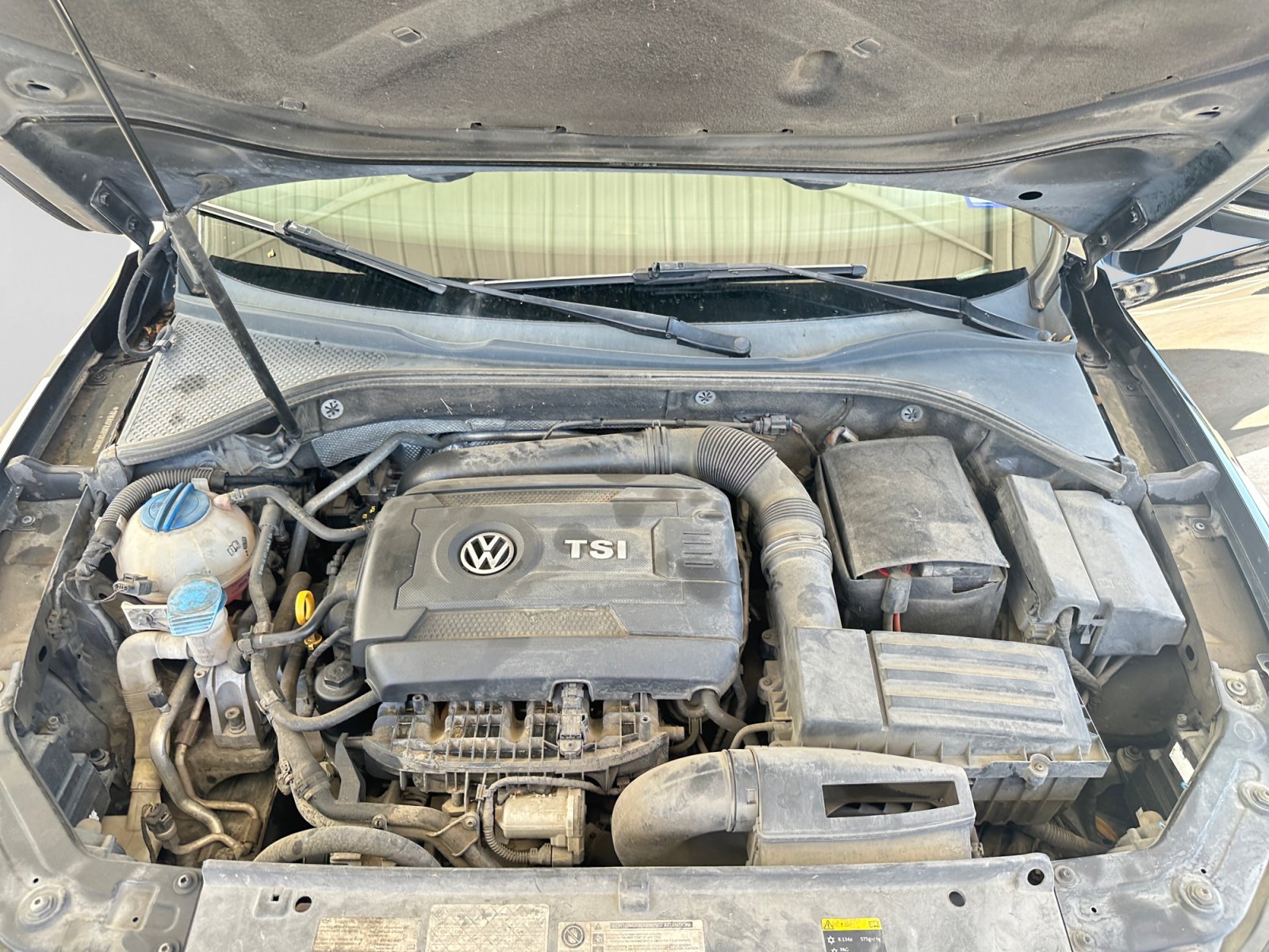 Used 2015 Volkswagen Passat 1.8T Wolfsburg Edition FWD image 19