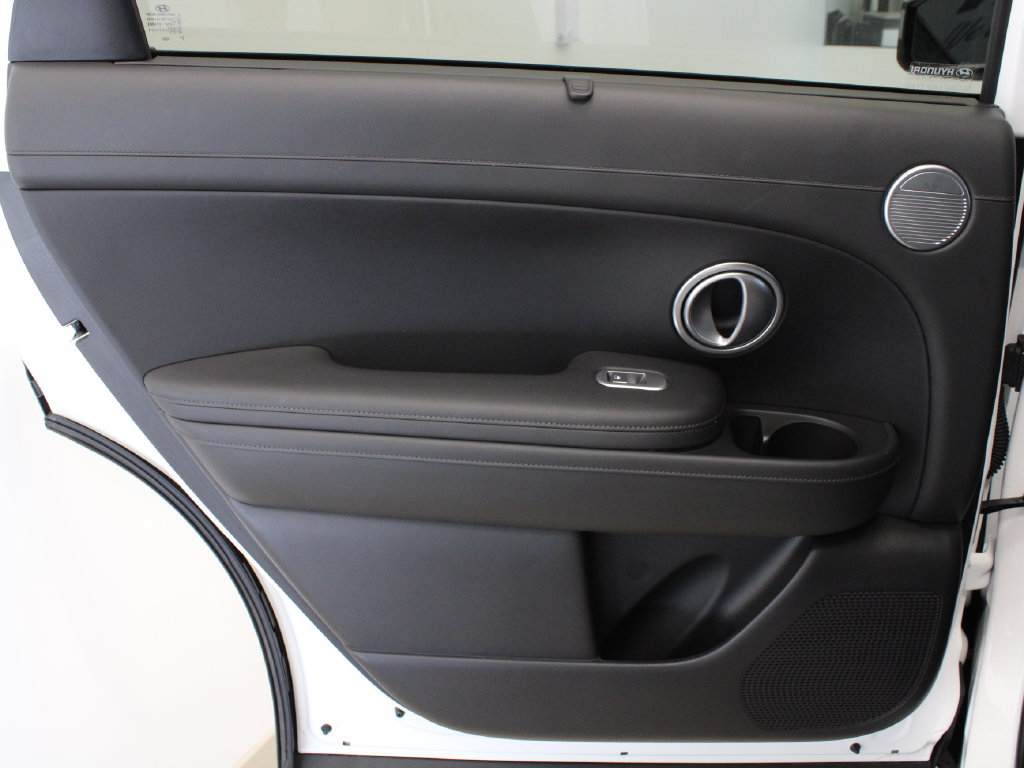 Used 2026 Hyundai Palisade SEL FWD image 28