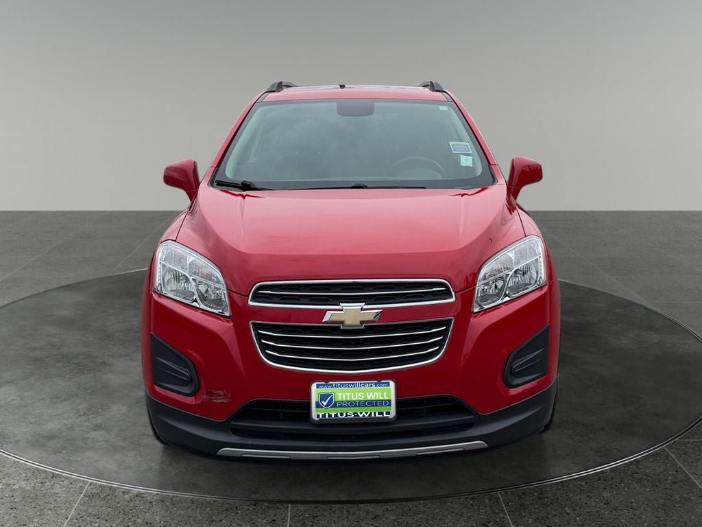 Used 2015 Chevrolet Trax LT w/ LT Sun and Sound Package AWD/4WD image 2