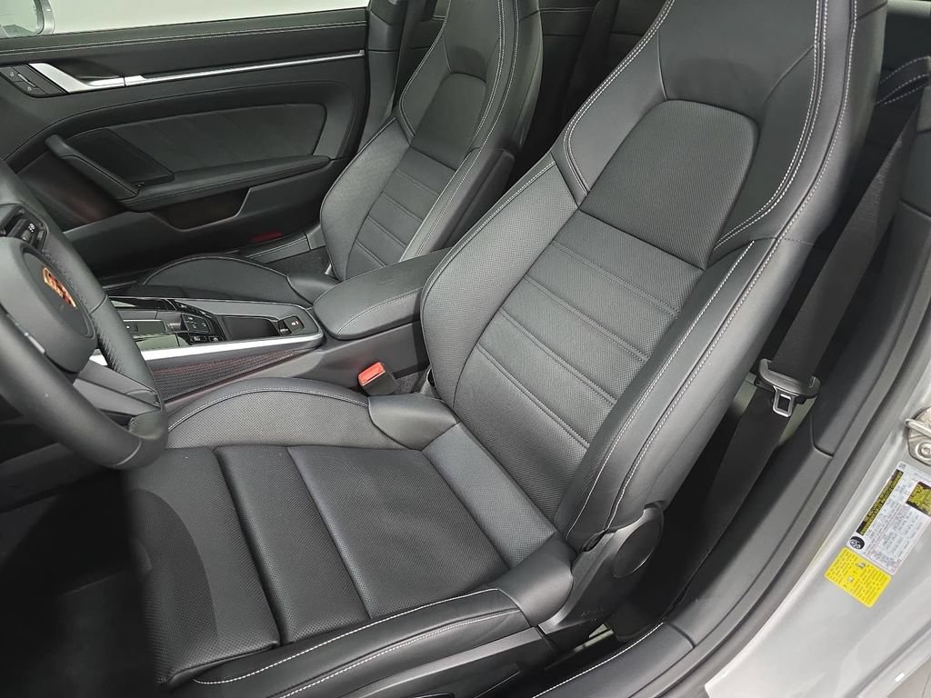 Certified 2025 Porsche 911 Carrera 4 GTS AWD/4WD image 5