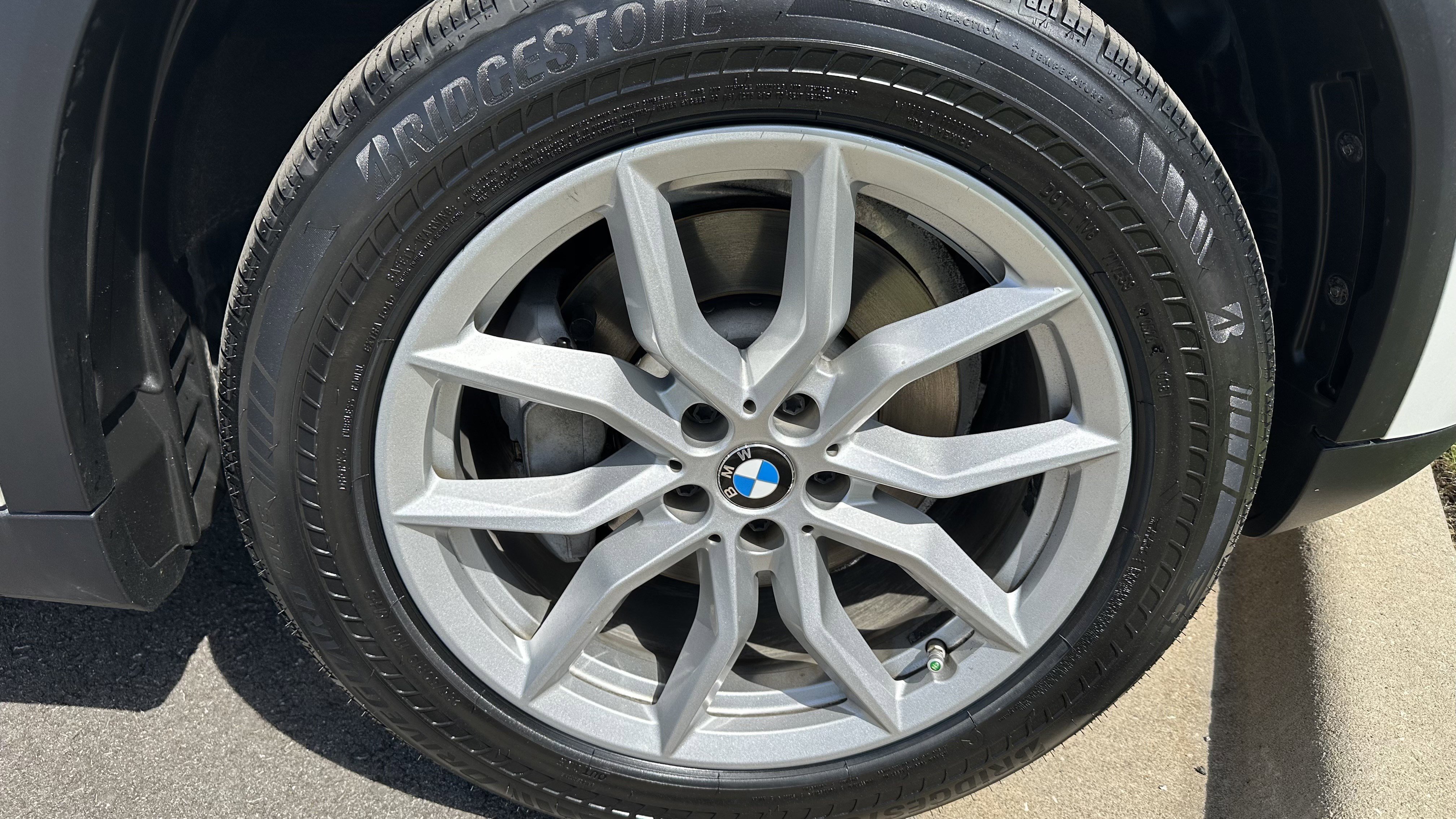 Used 2019 BMW X5 xDrive40i w/ Premium Package 2 AWD/4WD image 15