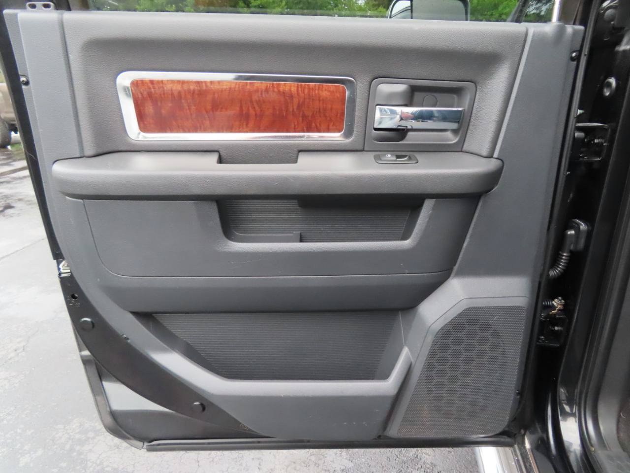 Used 2010 Dodge Ram 2500 Truck Laramie w/ Protection Group AWD/4WD image 43