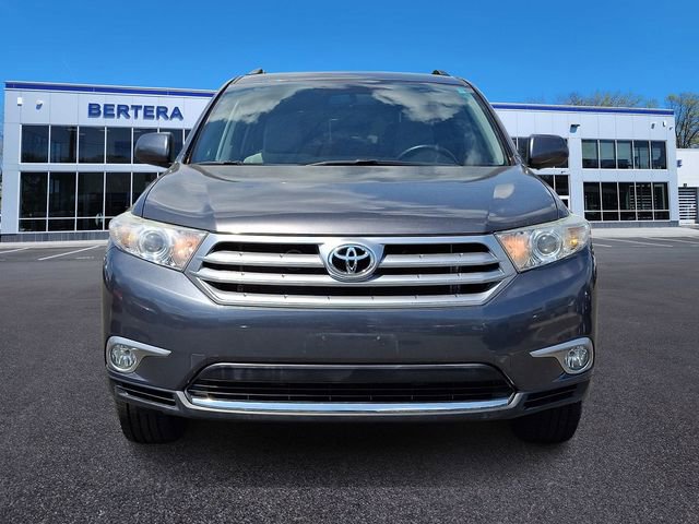 Used 2012 Toyota Highlander 4WD w/ Tech Pkg image 2
