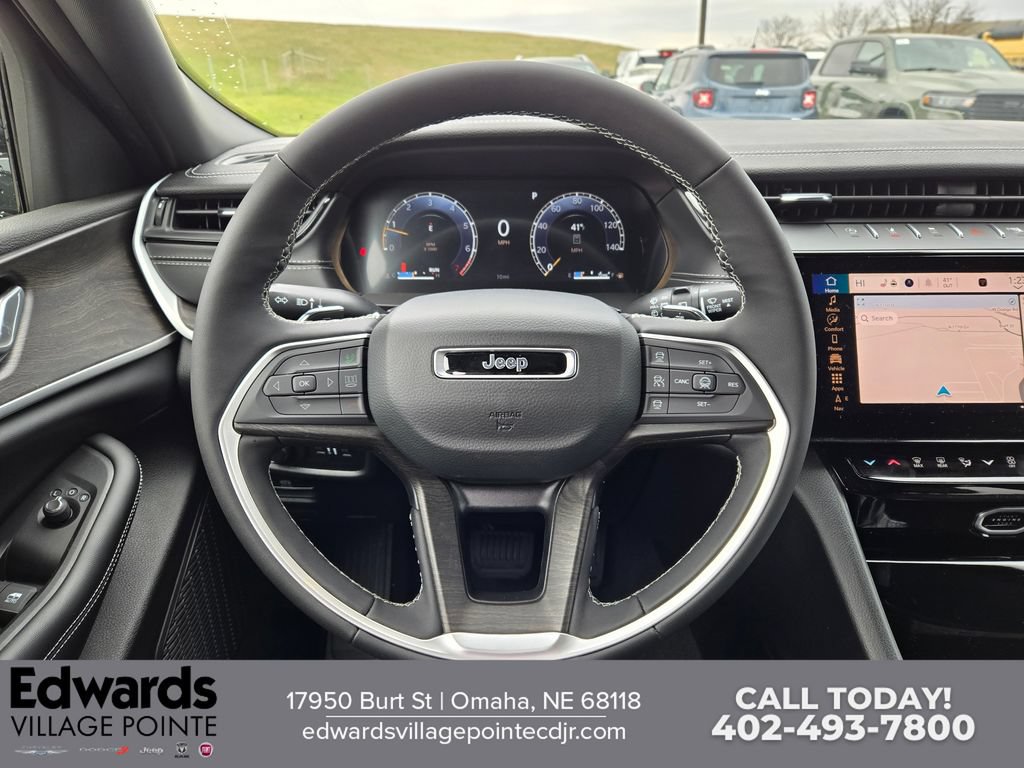 New 2026 Jeep Grand Cherokee L 4WD image 17