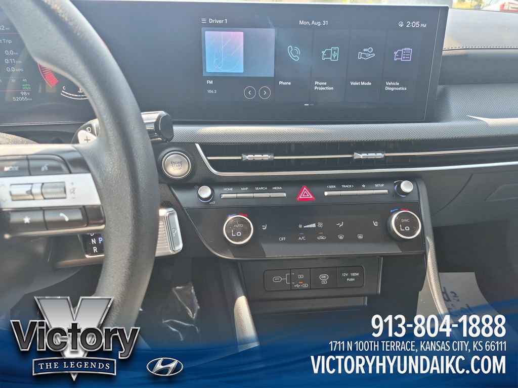 Used 2025 Hyundai Sonata SEL FWD image 17