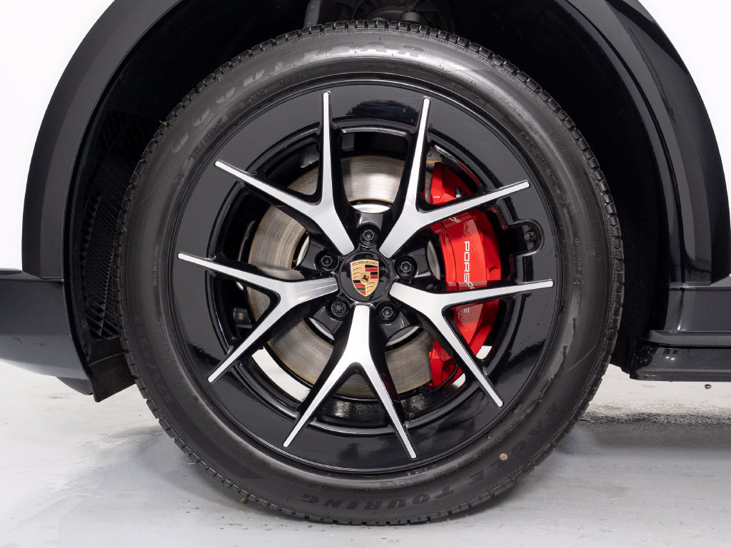 New 2026 Porsche Cayenne S AWD/4WD image 15