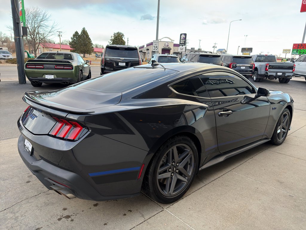 Used 2024 Ford Mustang GT Premium image 6