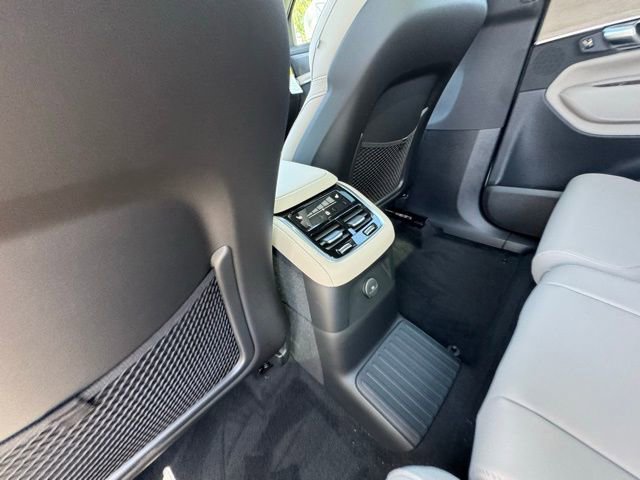 New 2026 Volvo XC90 T8 Plus image 20