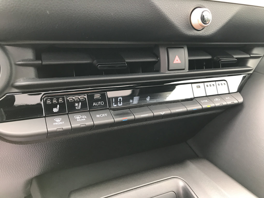 Certified 2023 Toyota Crown Platinum AWD/4WD image 22