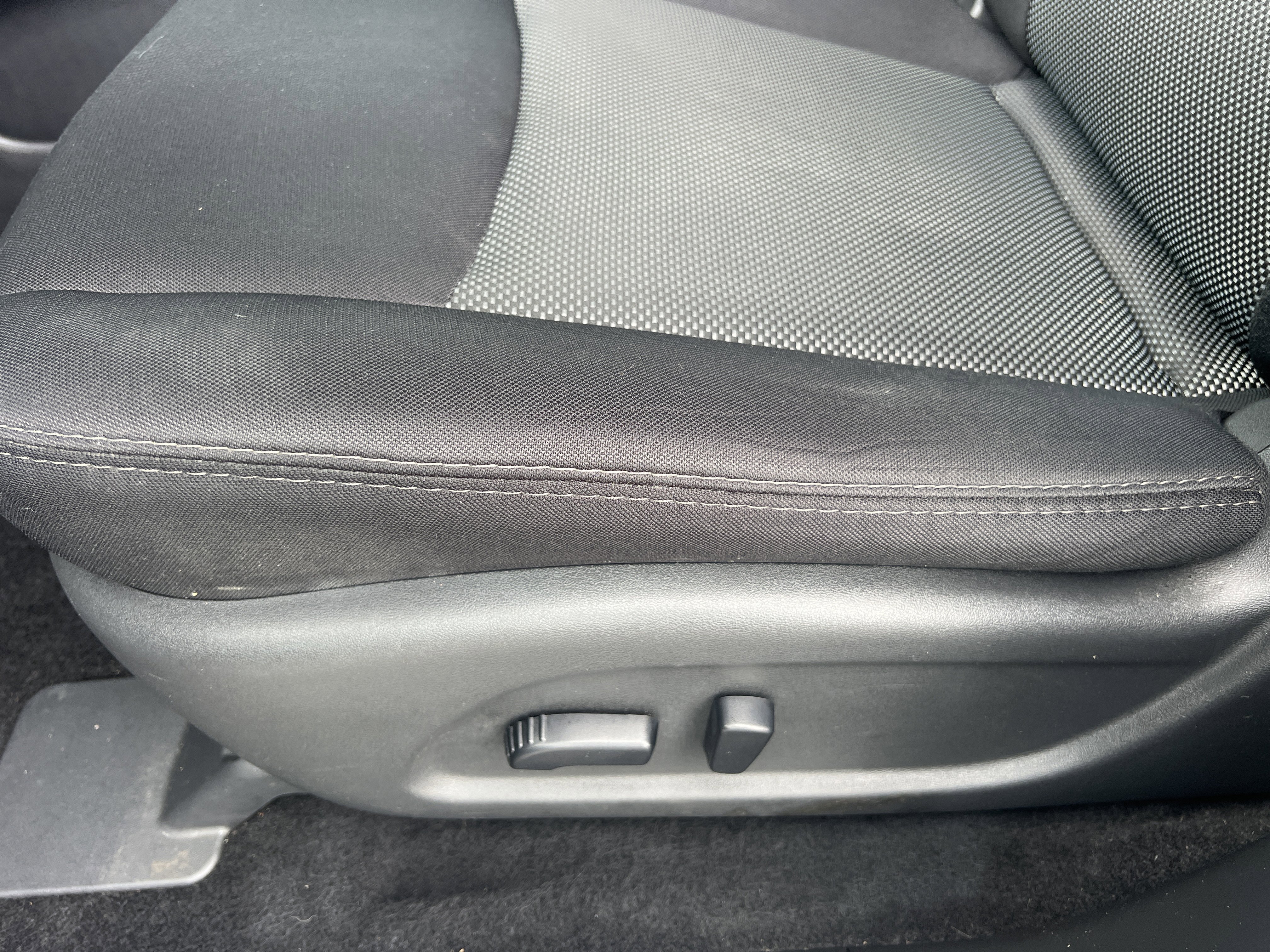 Certified 2019 Nissan Pathfinder SV FWD image 21