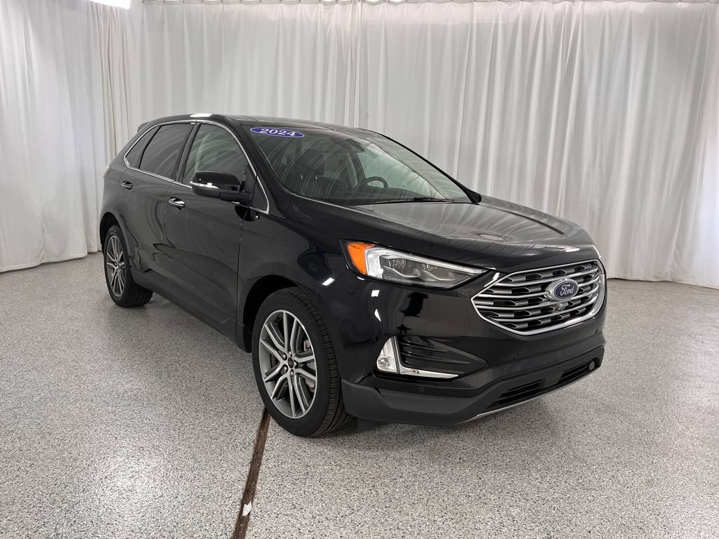 Used 2024 Ford Edge Titanium w/ Equipment Group 301A AWD/4WD image 15