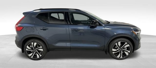 New 2026 Volvo XC40 B5 Ultra w/ Protection Package Premier AWD/4WD image 10