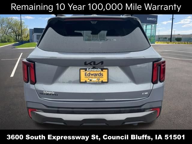 Used 2025 Kia Sorento SX AWD/4WD image 7