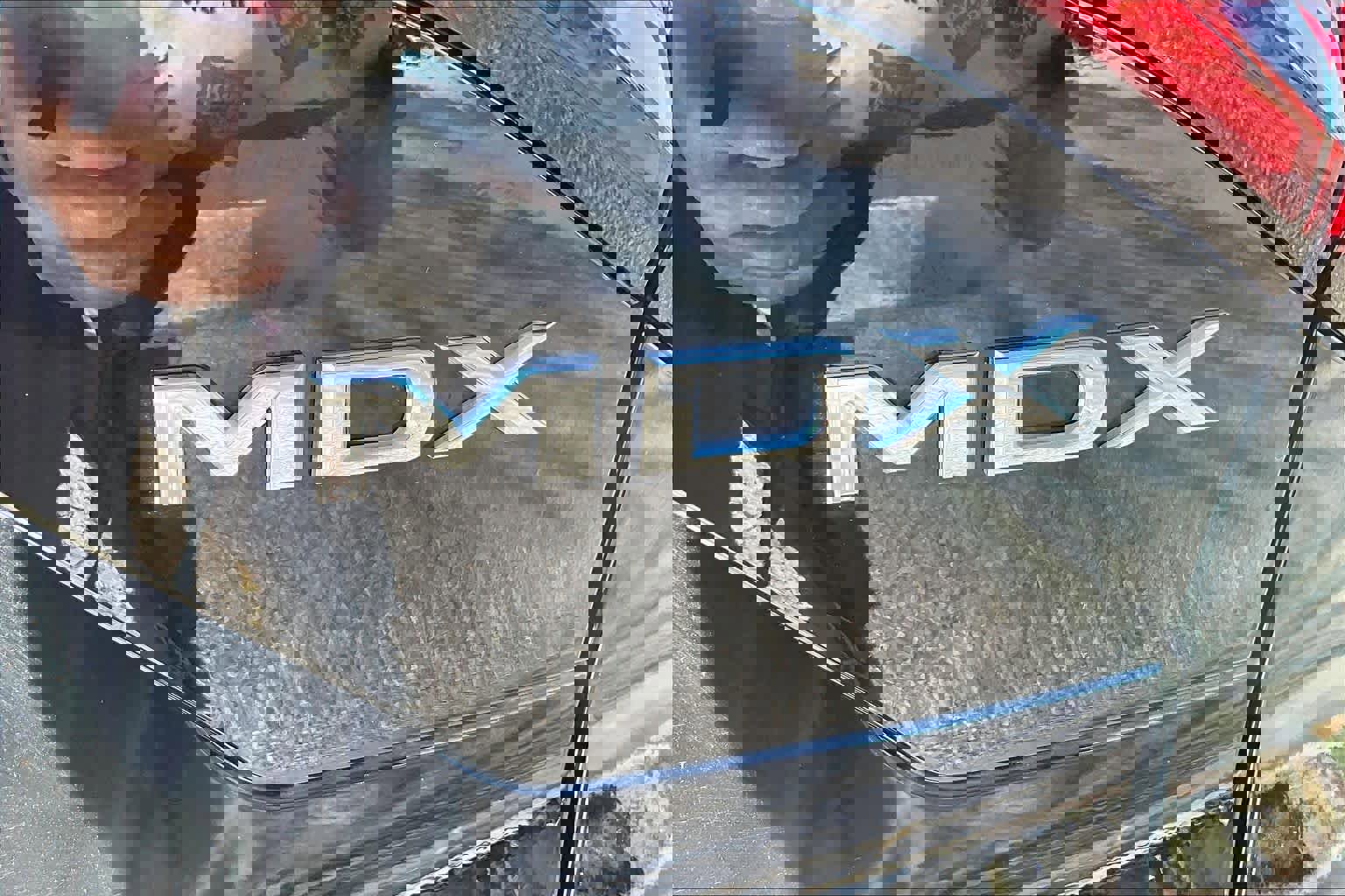 Used 2023 Acura MDX SH-AWD w/ Technology Package image 9